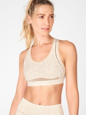 Fabletics Women’s Belle High Impact Sports Bra adjustable straps size Large